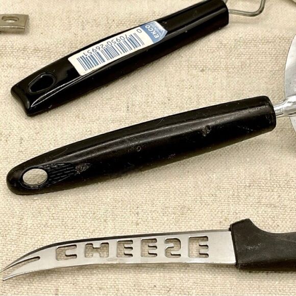 Vintage Ecko Various Small Kitchen Gadget Charcuterie Cheese Tool 8 Piece Bundle - Picture 6 of 16